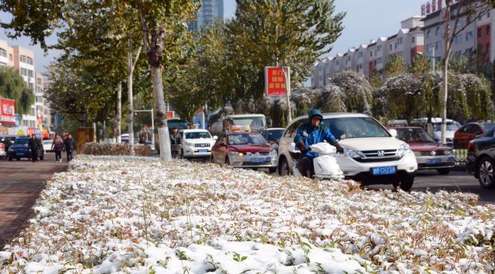 【塞纳春天装饰】吉林多地迎来秋冬首场降雪