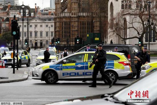 【天津装修】伦敦突发恐怖袭击 事发时英国议会下议院正开会