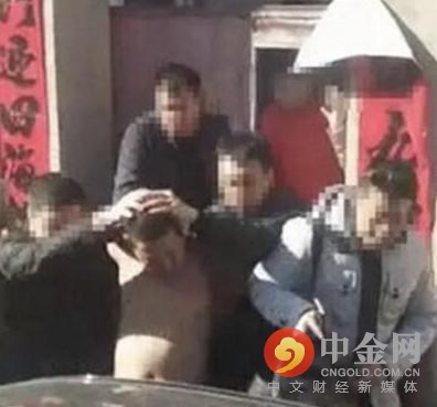 【天津装修】男子车库杀害女友 警方发布通缉令悬赏10万缉捕嫌犯