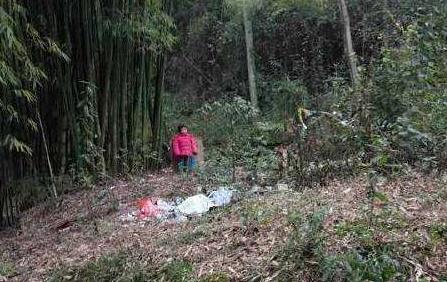 【天津装修】女孩被父亲拴坟场 家长遗弃孩子或可构成犯罪